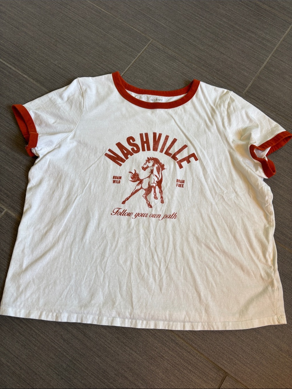 Old Navy XL Nashville ringer graphic everywear tee shirt top